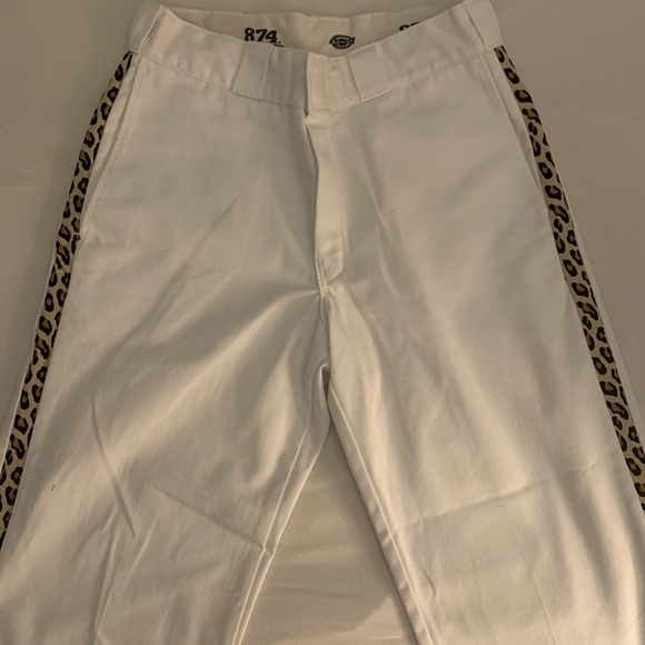 Cherry Los Angeles Leopard Dickies - Picture 2 of 4